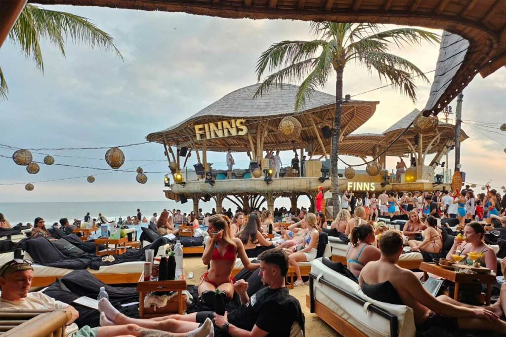 finns-beach-club-berawa